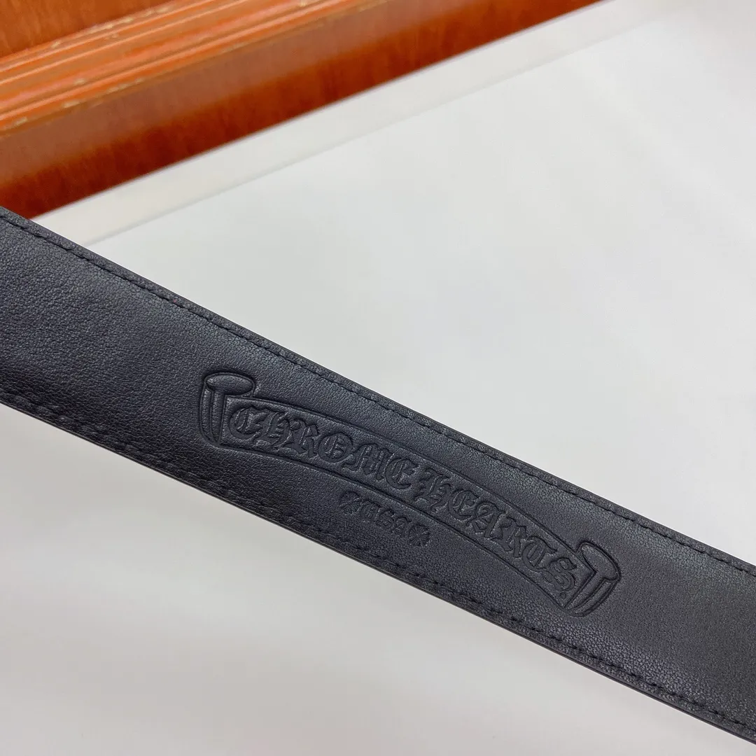 𝐂𝐡𝐫𝐨𝐦𝐞𝐇𝐞𝐚𝐫𝐭𝐬 Crow Heart double-sided tree plaster leather stitched cross belt (detachable version), high-quality hardware, with 2 logo buckles on the belt, very cool.